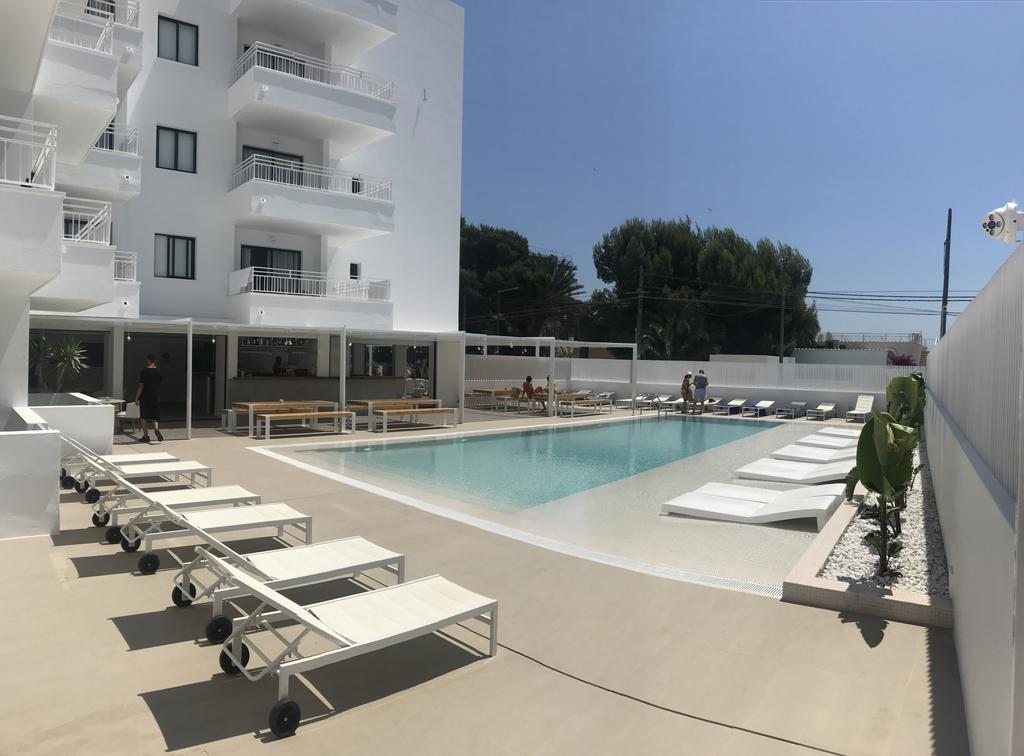 White Apartments - Adults Only Ibiza Bagian luar foto