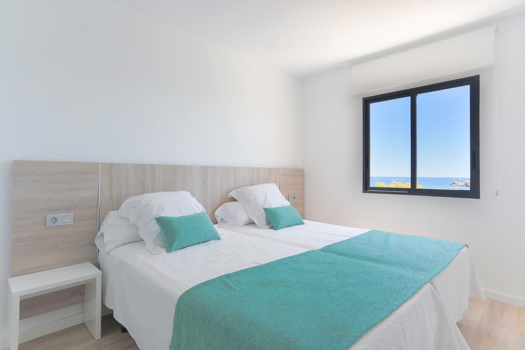 White Apartments - Adults Only Ibiza Bagian luar foto